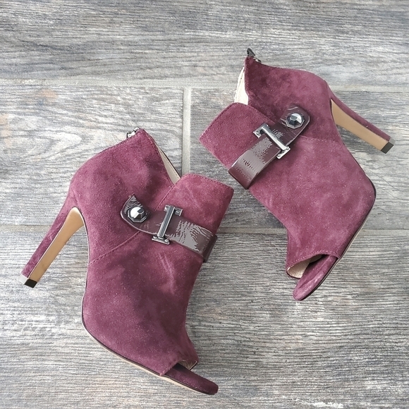 NEW Louise Et Cie Lander Burgundy Ankle Boot - Picture 4 of 7
